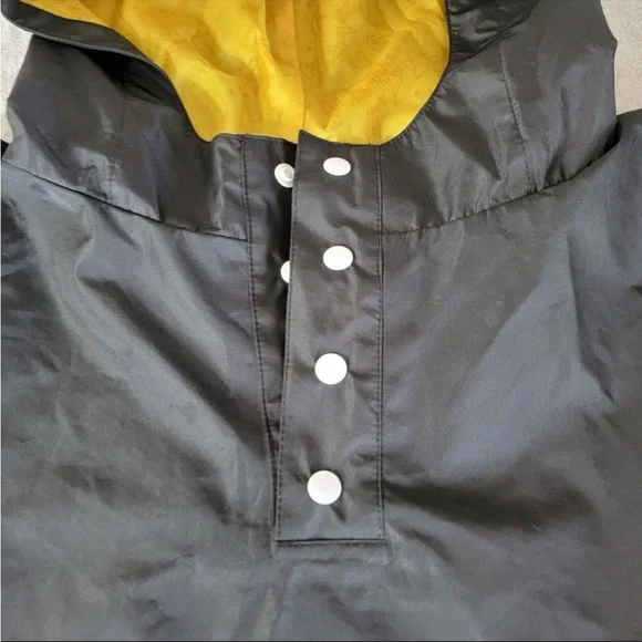 Disney Black and Red Mickey Mouse Men’s Poncho Rain NWT XL/XXL - Picture 5 of 9